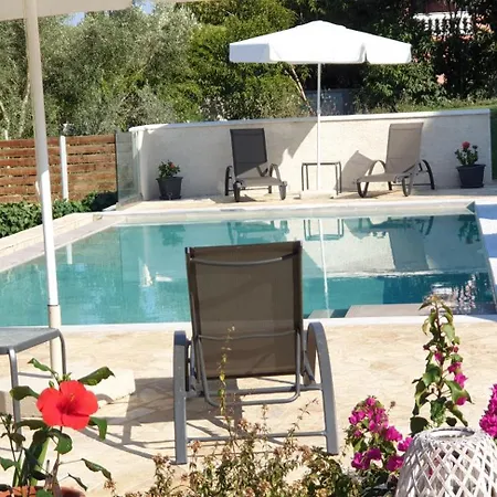 Apartment Hibiscus - B Gouvia