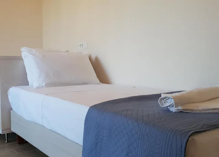 Hibiscus - First Floor 3 & 4 Gouvia