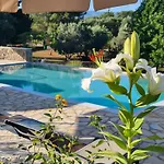 Hibiscus - First Floor 3 & 4 * Gouvia